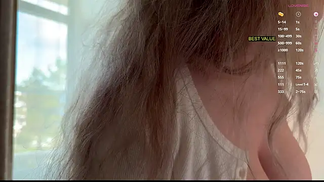 hotexclusive  online show from October 3, 7:54 am