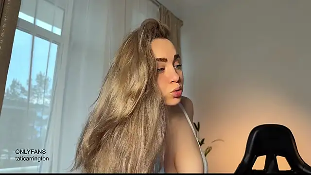 hotexclusive  online show from November 3, 4:50 am