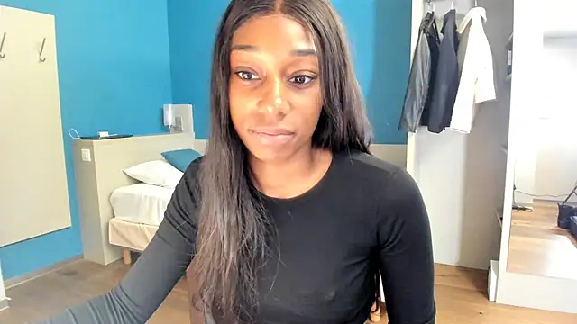 smileybabe online show from October 31, 8:33 am