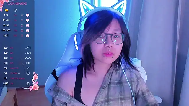 maydaykimmy online show from December 14, 11:05 am