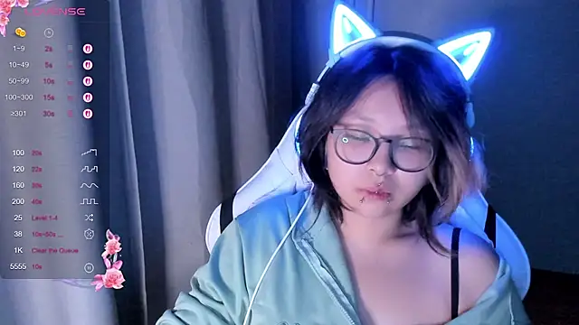 maydaykimmy online show from November 11, 9:09 pm