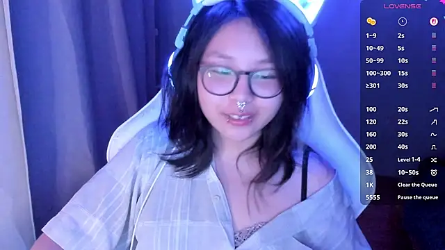 maydaykimmy online show from June 17, 10:52 pm