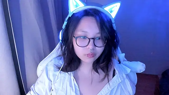 maydaykimmy online show from June 24, 8:17 pm