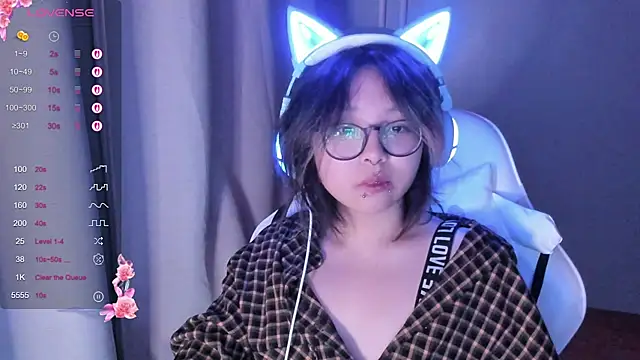 maydaykimmy online show from November 1, 8:46 pm