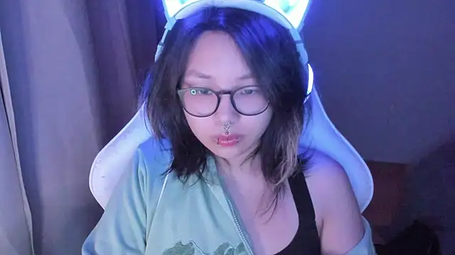 maydaykimmy online show from May 16, 8:52 pm