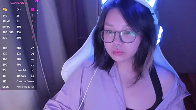 maydaykimmy online show from May 28, 10:48 pm