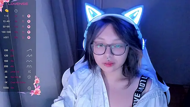 maydaykimmy online show from February 8, 8:17 pm