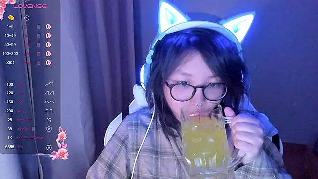 maydaykimmy online show from March 5, 9:43 pm