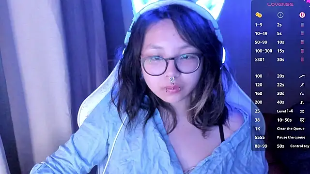 maydaykimmy online show from July 11, 10:10 pm