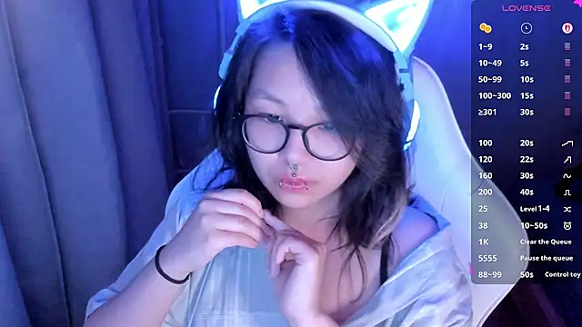 maydaykimmy online show from July 16, 11:24 pm