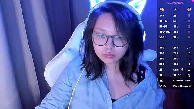 maydaykimmy online show from June 20, 8:47 pm