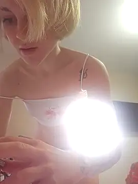 Snapshot of BabySPieS chatting on January 19, 11:34 am BabySPieS online show from January 19, 11:34 am