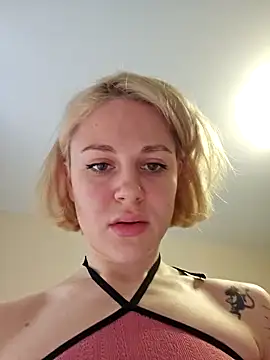 Snapshot of BabySPieS chatting on March 5, 8:00 am BabySPieS online show from March 5, 8:00 am