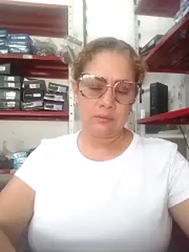 sophiahunt286 online show from March 7, 3:39 pm