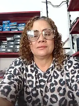 Snapshot of sophiahunt286 chatting on February 28, 2:28 pm sophiahunt286 online show from February 28, 2:28 pm