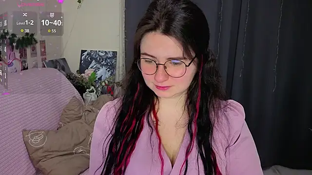 ss-katekisa-ss online show from April 4, 9:21 pm