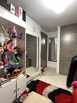 SUUKAM online show from October 11, 2:07 pm