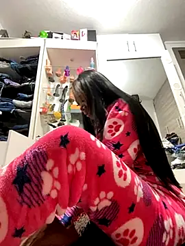 SUUKAM online show from October 4, 1:23 pm