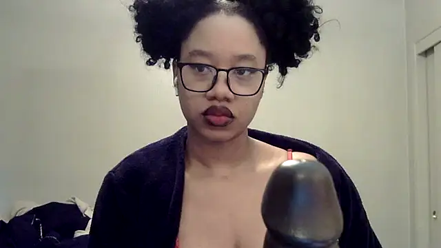 Snapshot of goddessdaisysky chatting on January 7, 6:13 pm goddessdaisysky online show from January 7, 6:13 pm