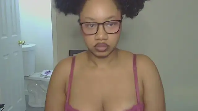 Snapshot of goddessdaisysky chatting on October 29, 4:06 pm goddessdaisysky online show from October 29, 4:06 pm