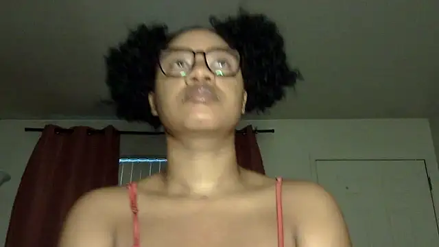 Snapshot of goddessdaisysky chatting on November 14, 3:26 pm goddessdaisysky online show from November 14, 3:26 pm