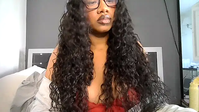 Snapshot of goddessdaisysky chatting on March 15, 7:43 pm goddessdaisysky online show from March 15, 7:43 pm