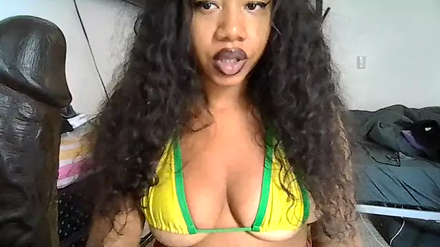 goddessdaisysky online show from May 3, 5:05 pm