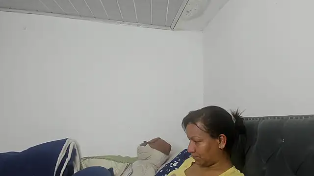 Snapshot of Laflaka22 chatting on September 19, 12:36 am Laflaka22 online show from September 19, 12:36 am