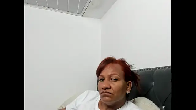 Snapshot of Laflaka22 chatting on March 17, 1:03 am Laflaka22 online show from March 17, 1:03 am