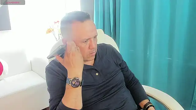 Snapshot of FERDIGNAN0329 chatting on November 18, 5:49 pm FERDIGNAN0329 online show from November 18, 5:49 pm