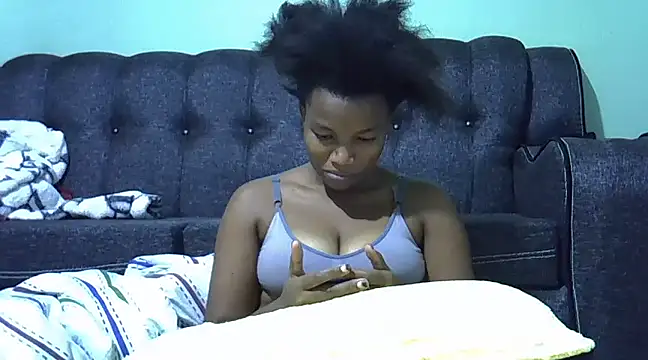 prettychoco1 online show from February 11, 9:56 pm