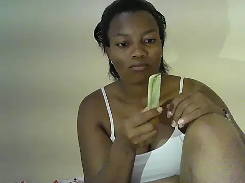 prettychoco1 online show from January 10, 7:04 am