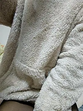 Snapshot of dmmsuzu95 chatting on November 18, 9:51 pm dmmsuzu95 online show from November 18, 9:51 pm