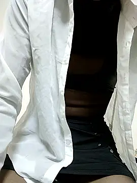 Snapshot of dmmsuzu95 chatting on October 14, 5:52 am dmmsuzu95 online show from October 14, 5:52 am