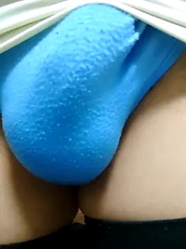 Snapshot of dmmsuzu95 chatting on October 12, 5:20 am dmmsuzu95 online show from October 12, 5:20 am