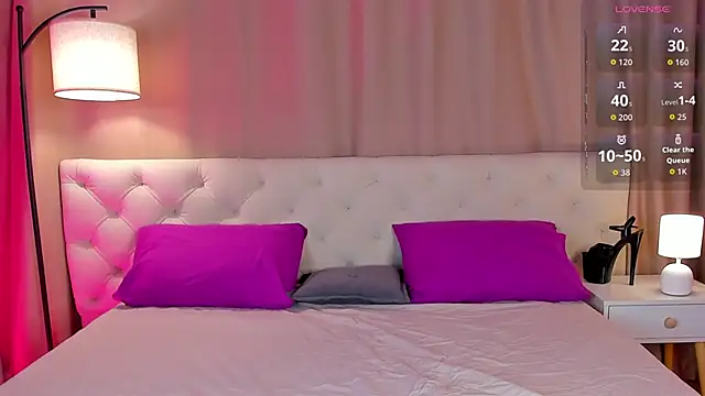 Ma1ilda Ardent online show from April 7, 5:15 pm