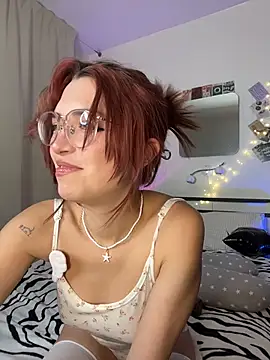 Evangeline Lawrence  online show from November 19, 5:13 pm