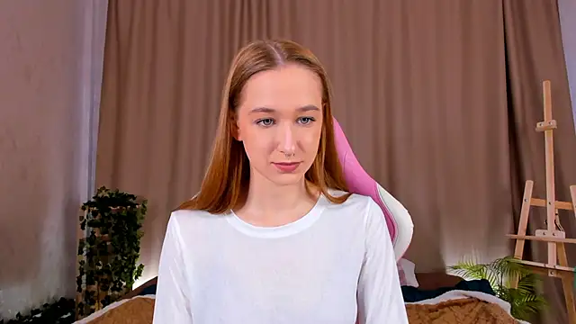 Snapshot of Sweett_Monica chatting on September 11, 1:05 am Sweett Monica online show from September 11, 1:05 am