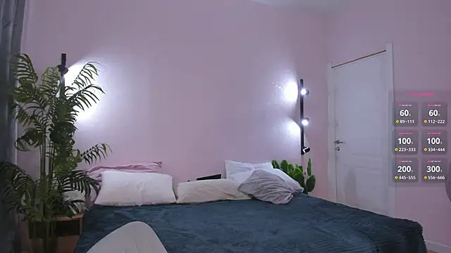 Sweett Monica online show from May 24, 1:05 am