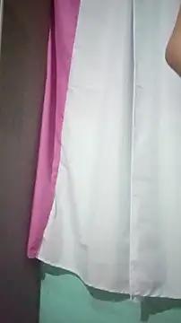 JhennySweet online show from February 15, 12:15 am