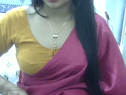Horny desigirl online show from May 3, 5:56 am