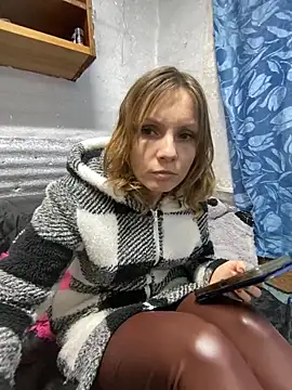 Anita-Smith online show from February 12, 8:25 am