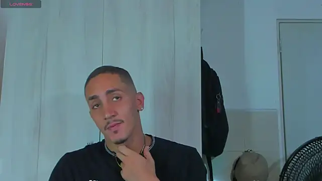 MikeRoss7777 online show from October 18, 10:23 pm