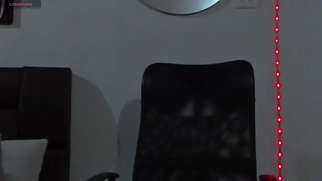 MikeRoss7777 online show from October 5, 7:04 pm