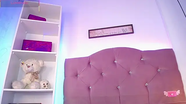 Snapshot of M_Janne chatting on November 27, 2:39 pm M Janne online show from November 27, 2:39 pm