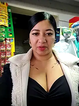 Ariana-pp03 online show from November 5, 8:45 pm