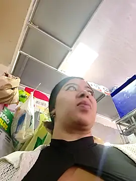 Ariana-pp03 online show from October 22, 7:35 pm