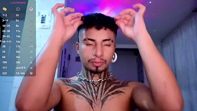 JuanCamiilo 66 online show from May 21, 1:36 am