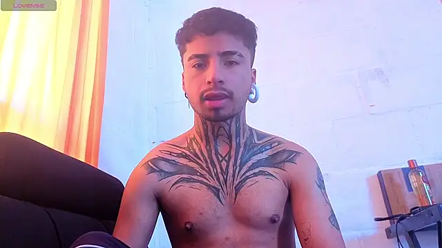 JuanCamiilo 66 online show from May 14, 4:04 pm
