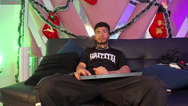 JuanCamiilo 66 online show from November 18, 2:49 am